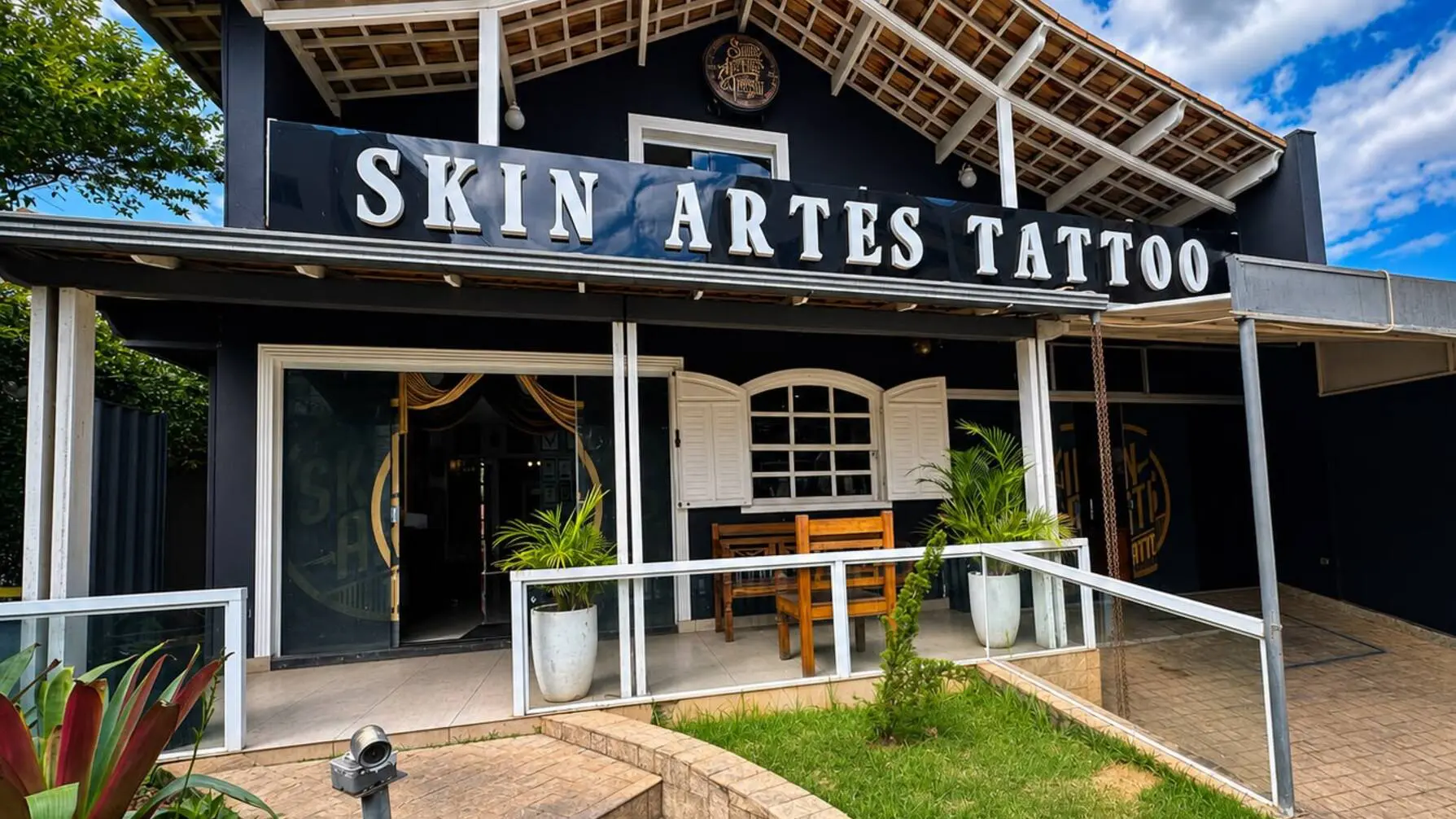 Fachada Estúdio Skin Artes